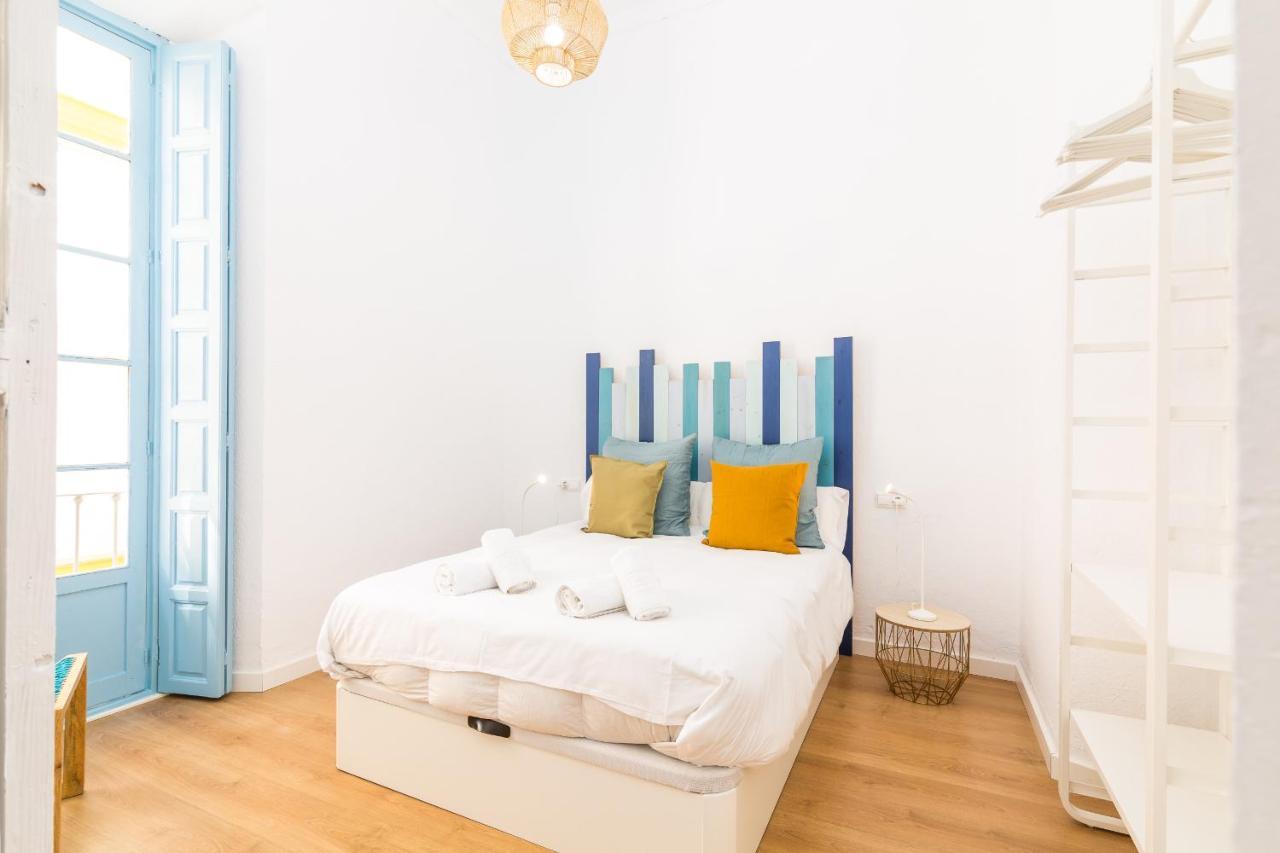 Suite Homes Apartamentos Plaza De La Merced Málaga Exteriör bild