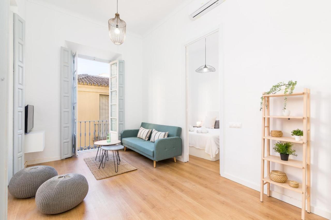 Suite Homes Apartamentos Plaza De La Merced Málaga Exteriör bild