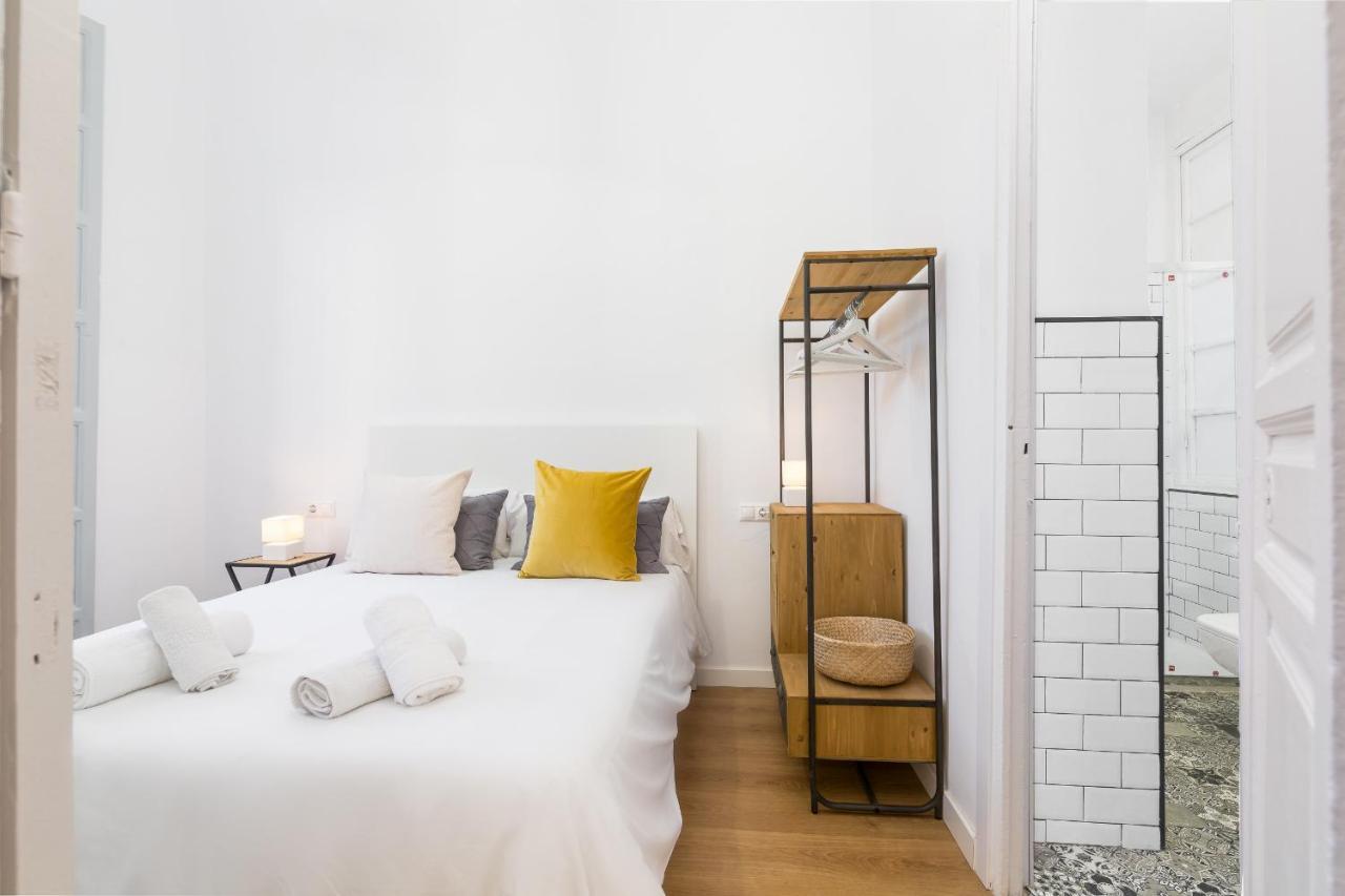 Suite Homes Apartamentos Plaza De La Merced Málaga Exteriör bild